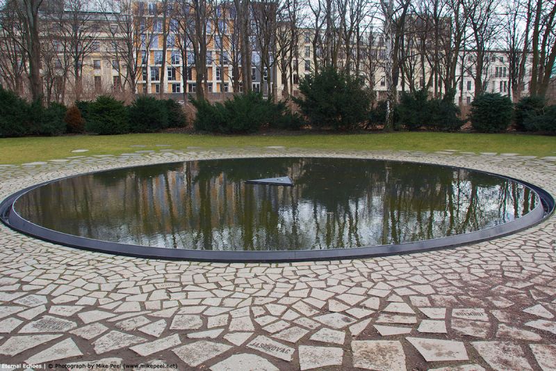 memorial-sinti-roma-victims-berlin